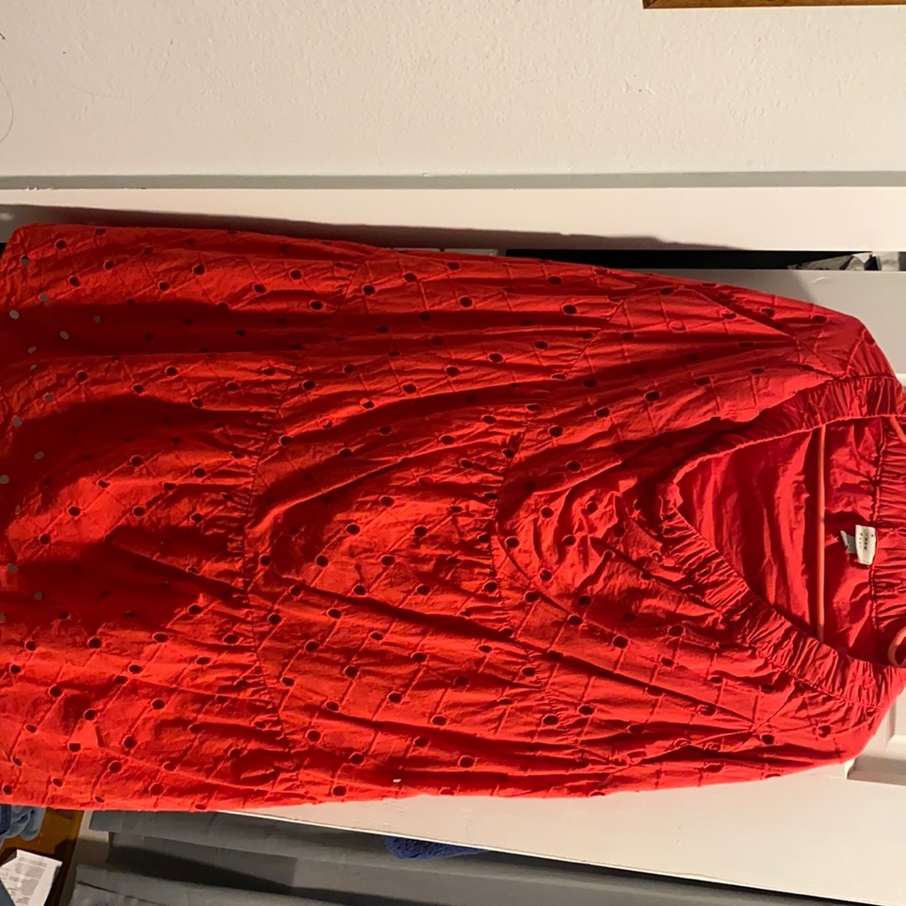 Red skirt
